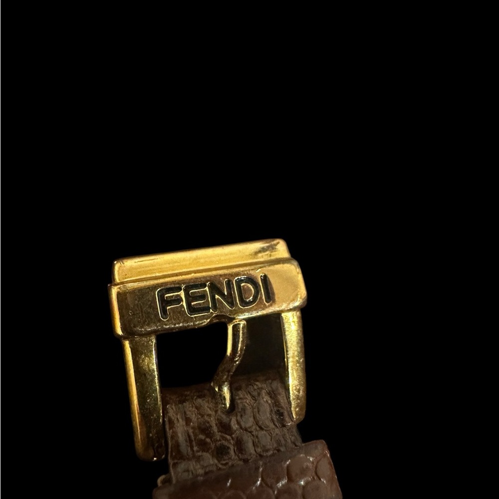 Fendi 18K gold plated Watch with Textured Brown Strap - Picture 5 of 7